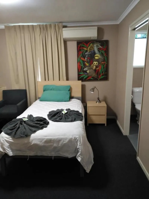 Mt Isa Irish Club Accommodation