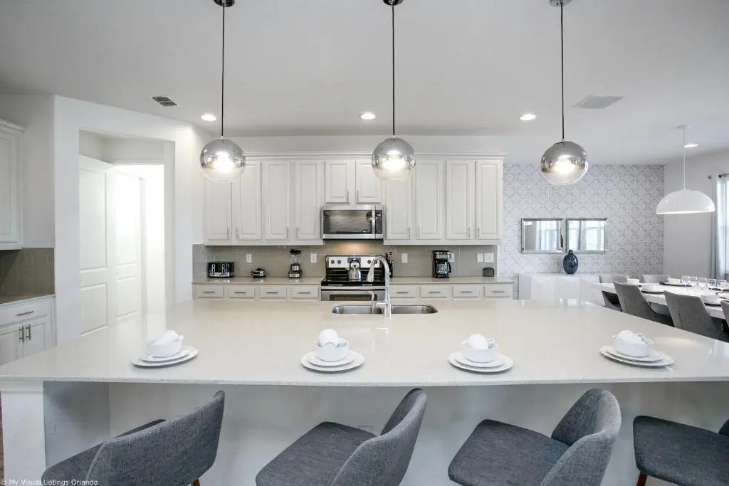 Sonoma Resort 7 Bedroom Vacation Home with Pool 1849