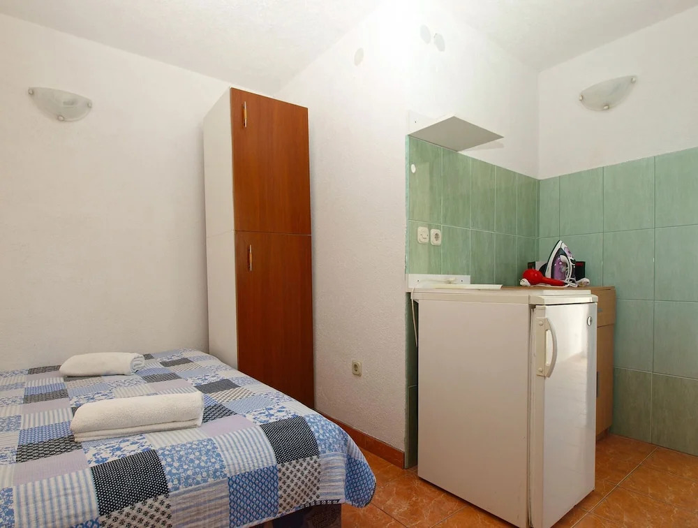 Apartment 700