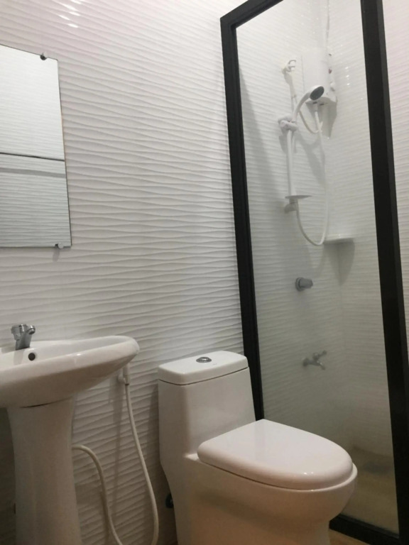 Hollywood Suites