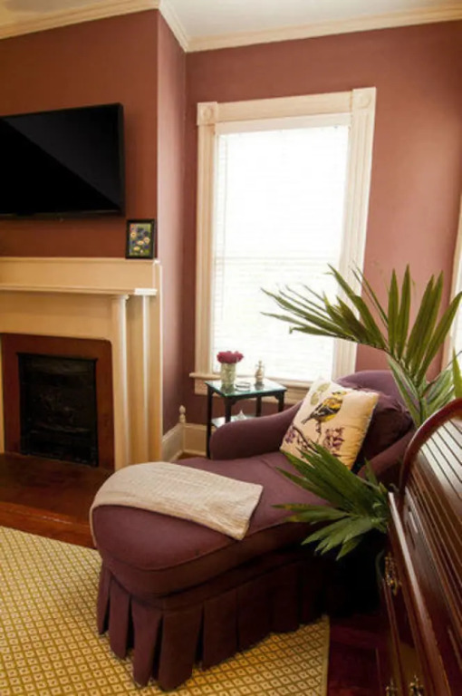 Antebellum Inn