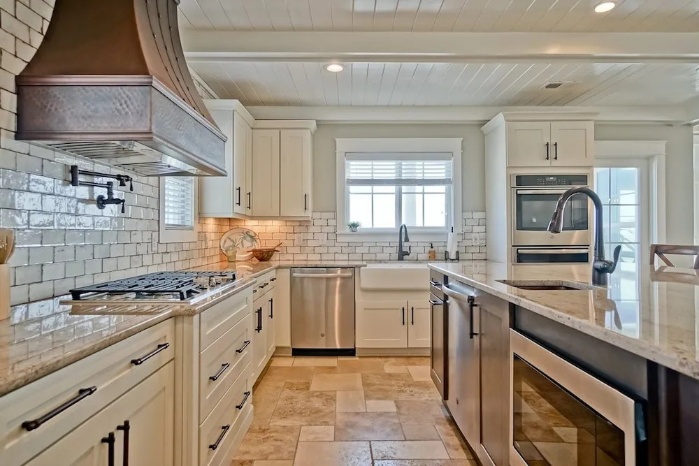Cinnamon Sands 6 Bedroom Home by RedAwning
