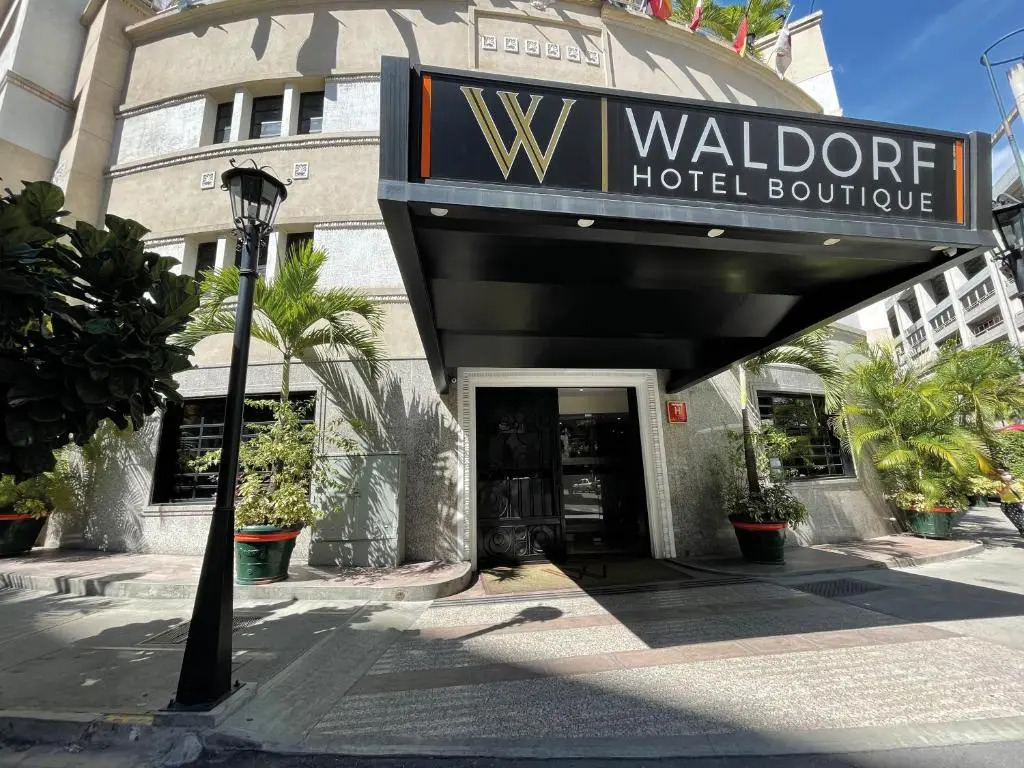 Waldorf Hotel