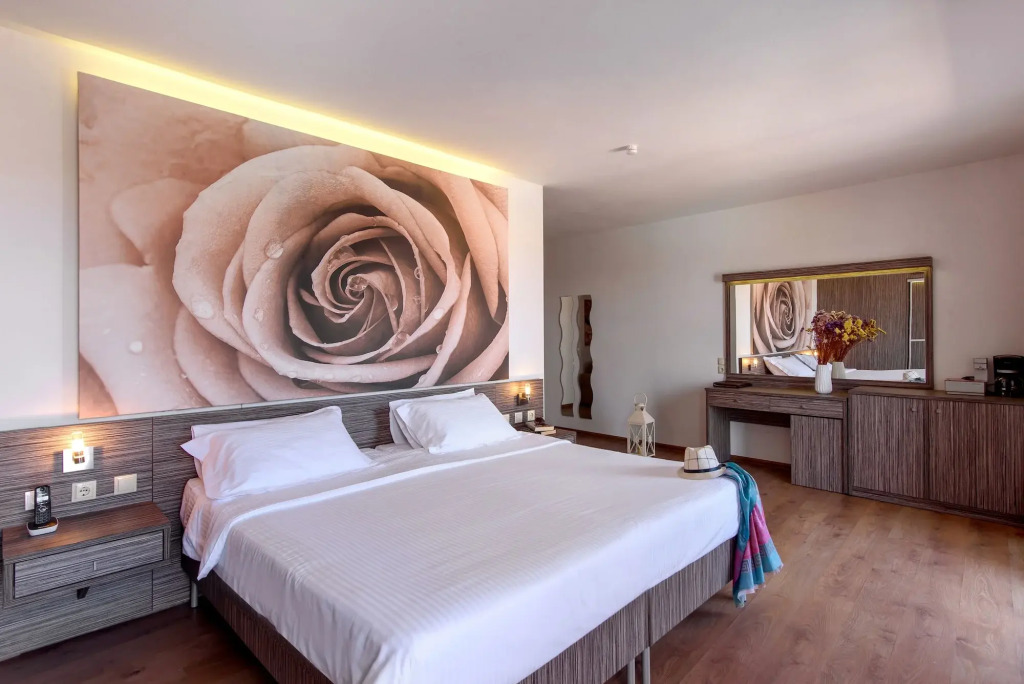 Eurohotel Katrin Suites