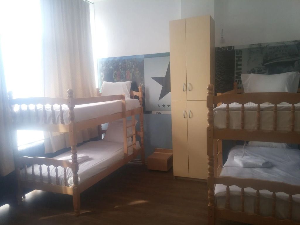 Hostel Log Inn