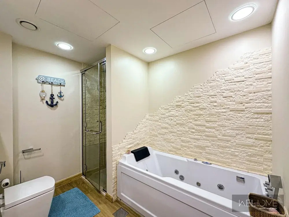 WelHome - Stylish Breathtaking 2BR Apartment in Marina
