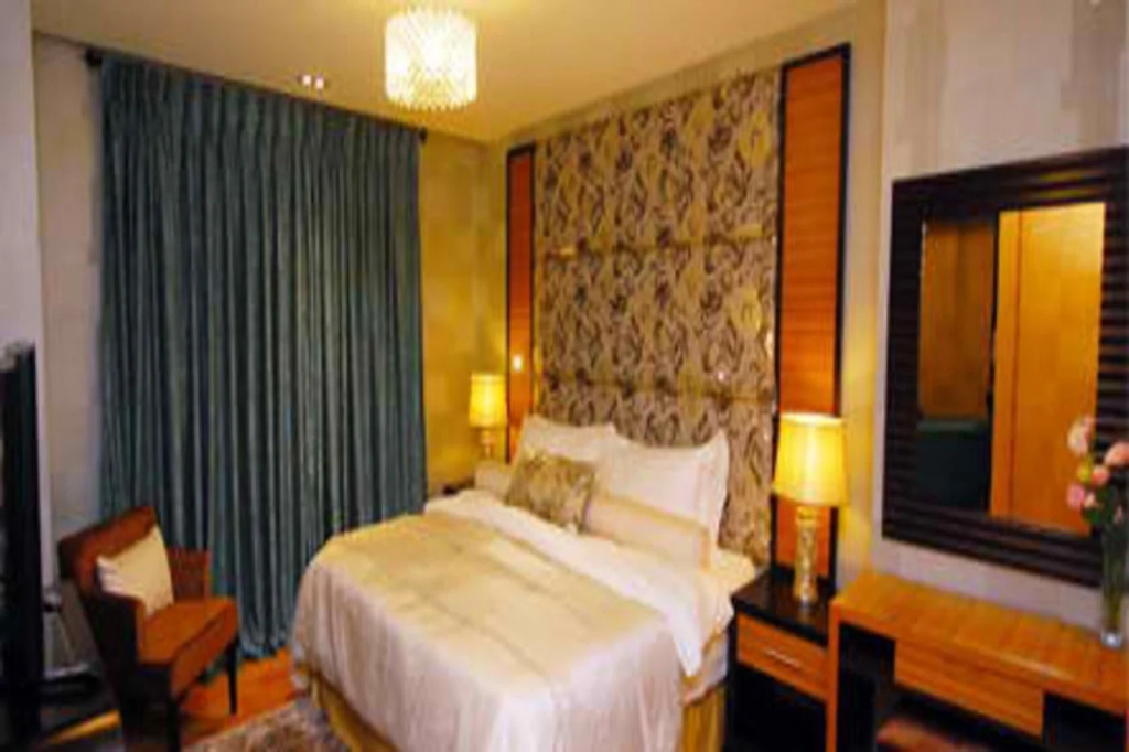 The Royal Mandaya Hotel