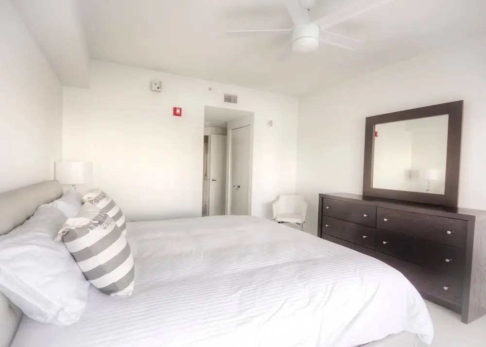 Le Marina Bay 407 by Go Florida Condo, Sunny Isles