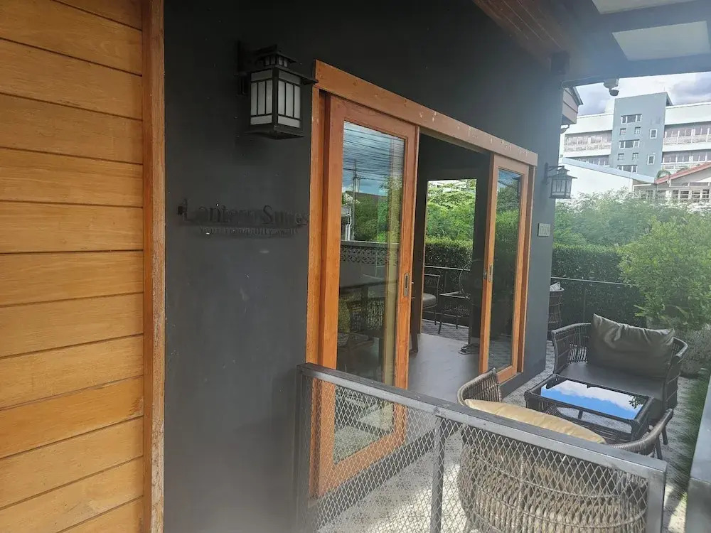 The Lantern Suites