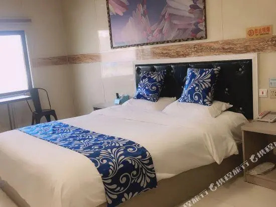 Elan Inn Tai'An Xintai Qingyun Shopping Plaza