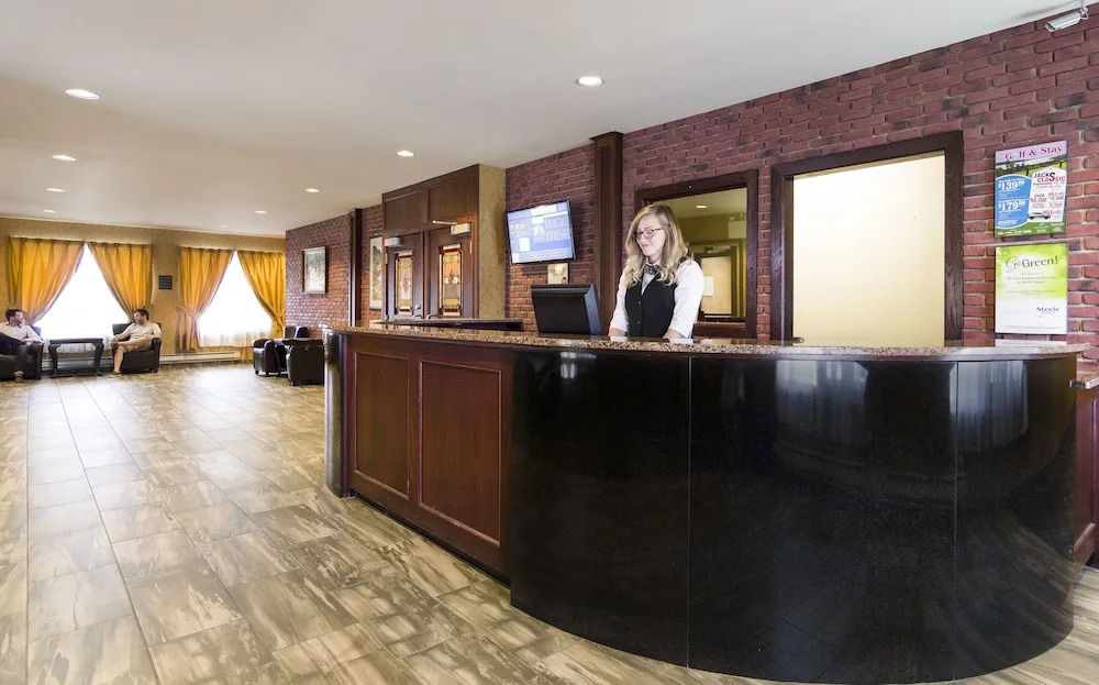 Albatross Hotel