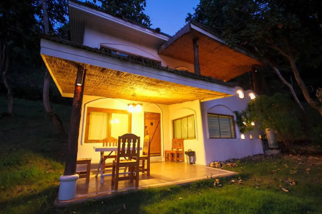 Morning Glory Resort(Morning Glory Resort สวนผึ้ง)