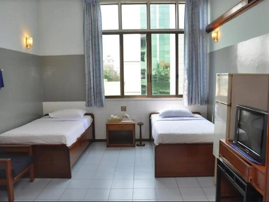 Fortune Hotel