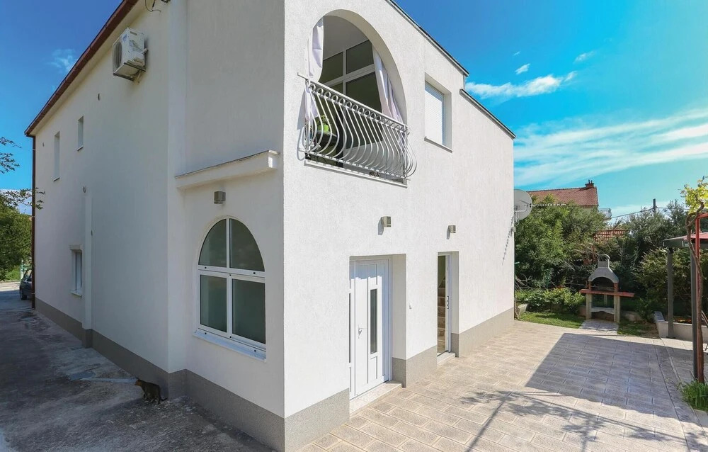 Nice Home in Kastel Stari With Wifi and 1 Bedrooms