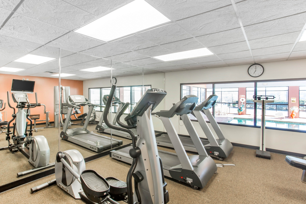 Quality Inn Crossville Near Cumberland Mountain State Park