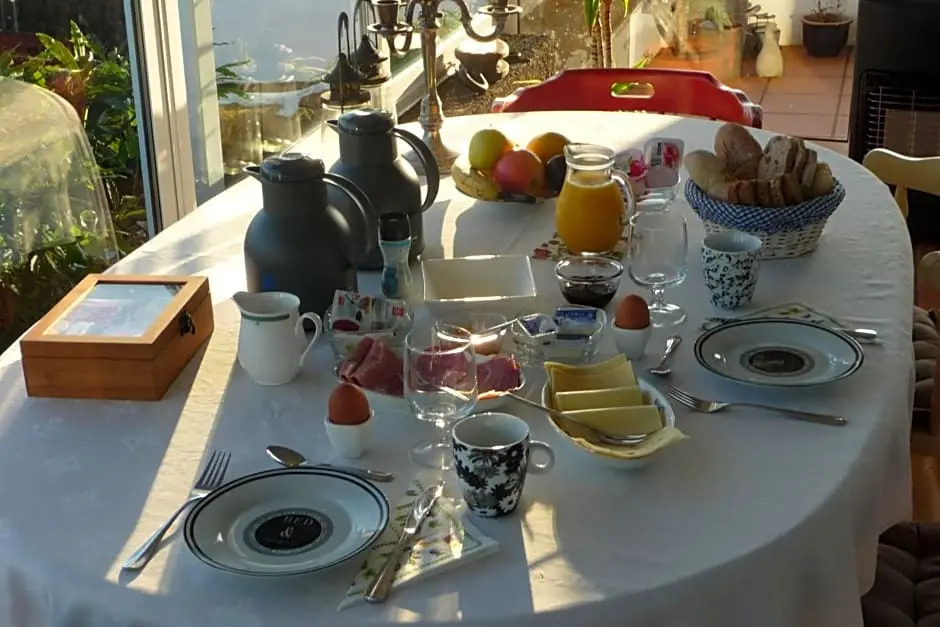 Vila Holanda Bed & Breakfast