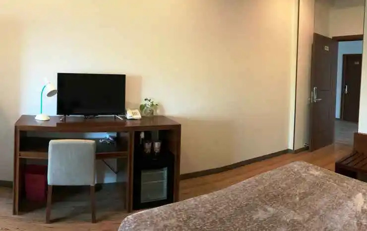 Oceanward Hotel & Resort