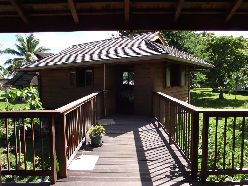 Vaianae Lodge
