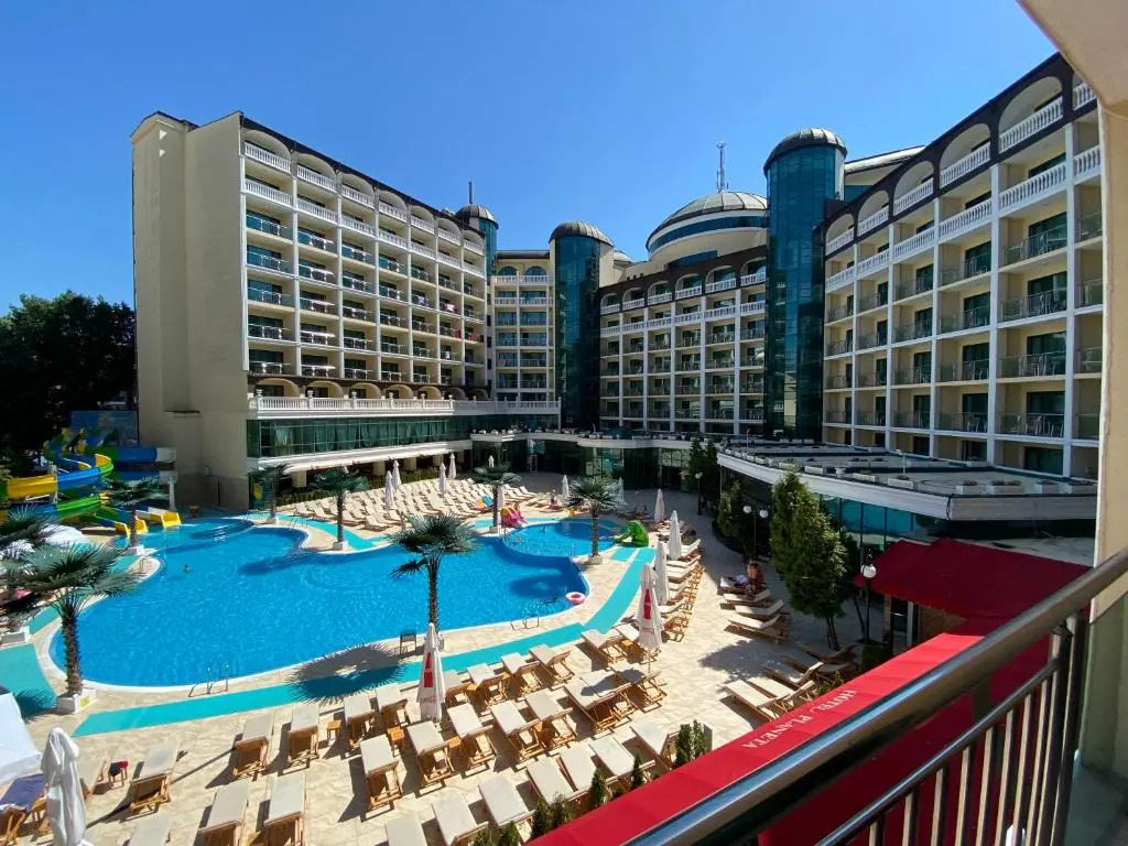 Miramar Front Beach Self Catering Apartments No Swim Pool Access