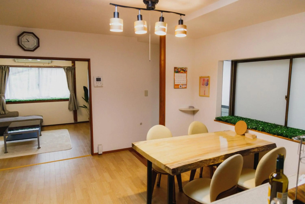 福知山の暮らすように泊まれる宿 wぴーす 山あり川あり自然豊かな田舎の風景 帰省時の滞在宿にも最適です 福知山温泉まで車で8分