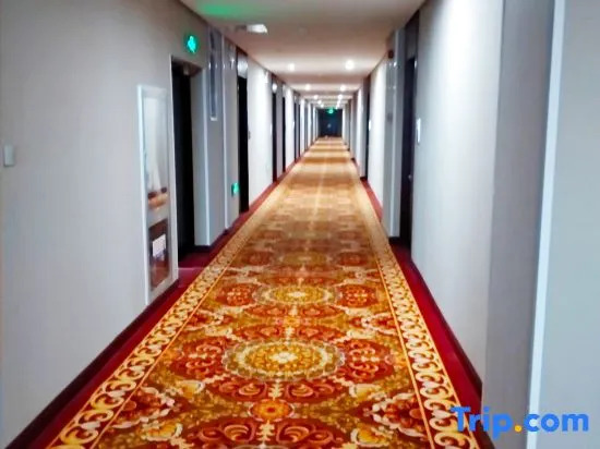 Zhongshan New Town Hotel