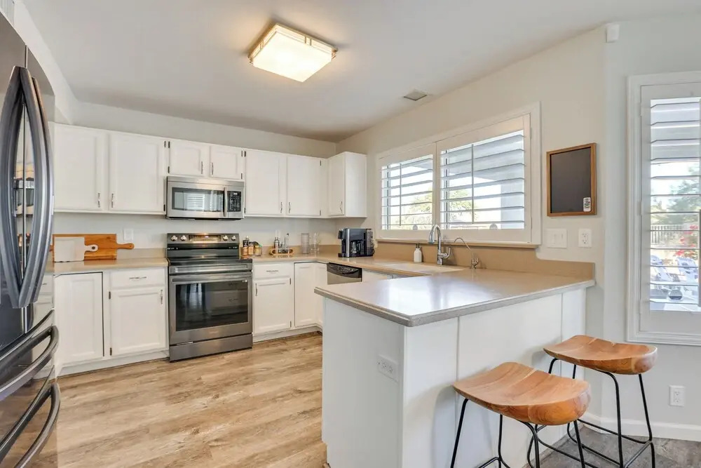 Hike & Golf! Cave Creek Retreat w/ Backyard Oasis