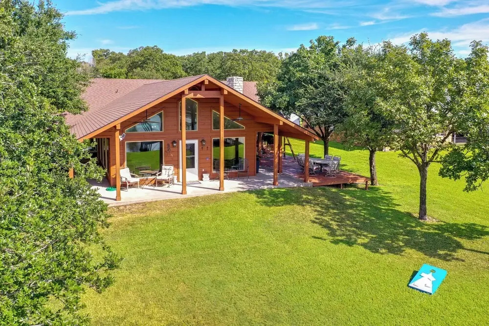 Rhodes Retreat w/ Dock on Cedar Creek Lake!