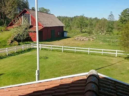 Three-Bedroom Holiday home in Gamleby 2