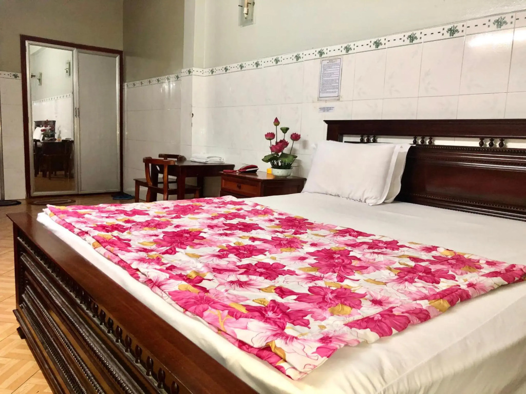 Khách Sạn Hồng Hà 2
