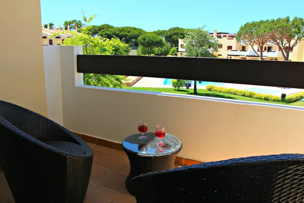 Vilamoura Typical 3 With Pool by Homing
