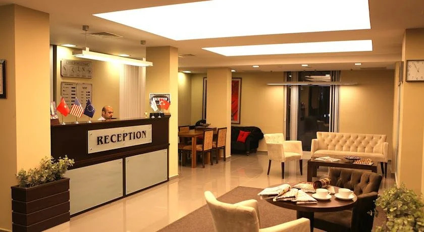 Grand Merin Formula 1 Hotel