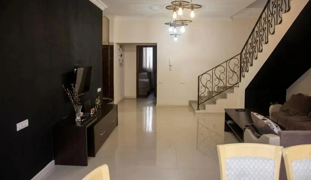 Luma Central House