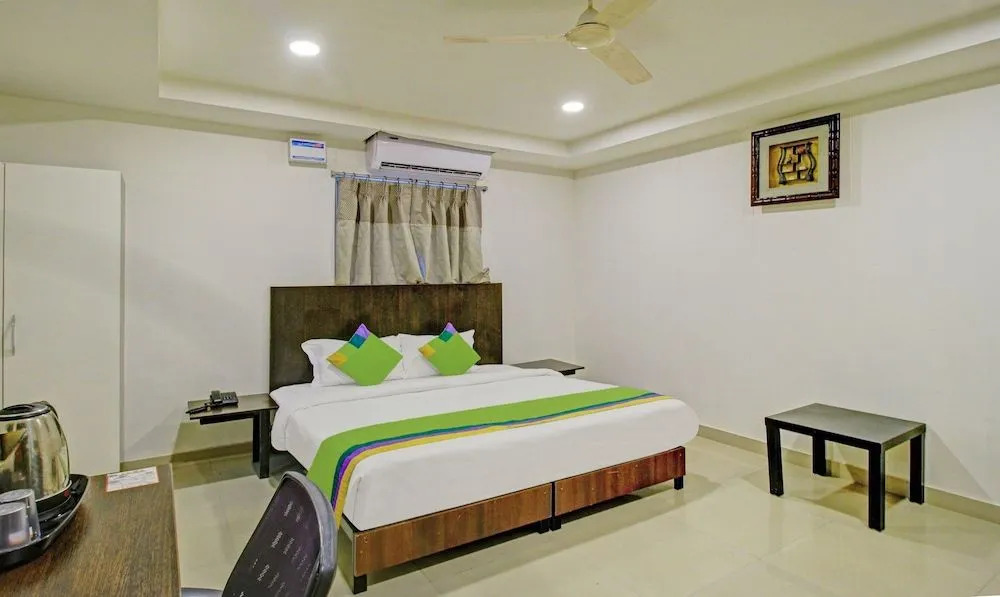 Treebo Trend Blue Dawn Hotels Gachibowli