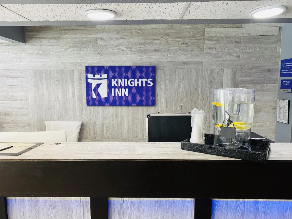 Knights Inn Antioch