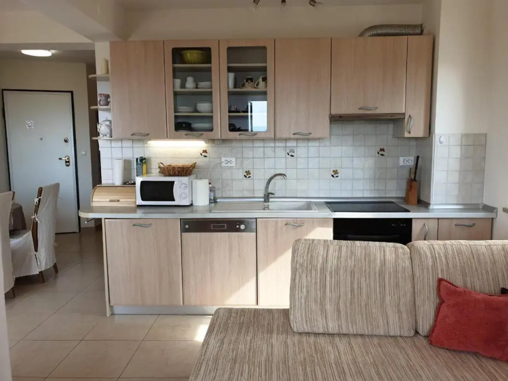 Wonderful Sea view, swimming pool, private parking