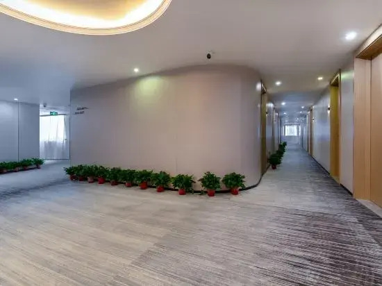 Touke Hotel (Huishui River Road, Pingyang)