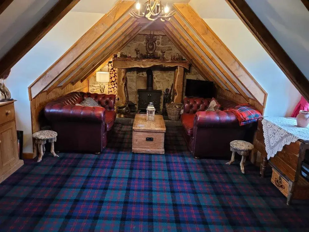 Traditional 2-bed Cottage in Dalry