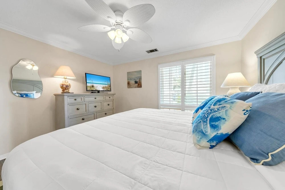 Seascape Lakefront Villas 189- Dont Worry, Beach Happy