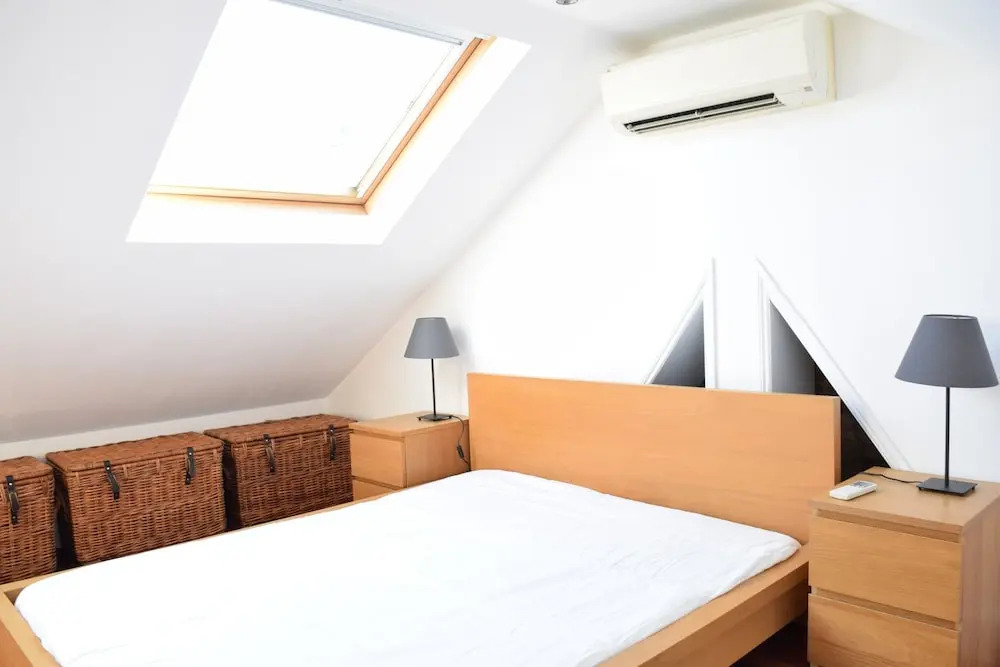 2 Bedroom Maisonette in Barons Court