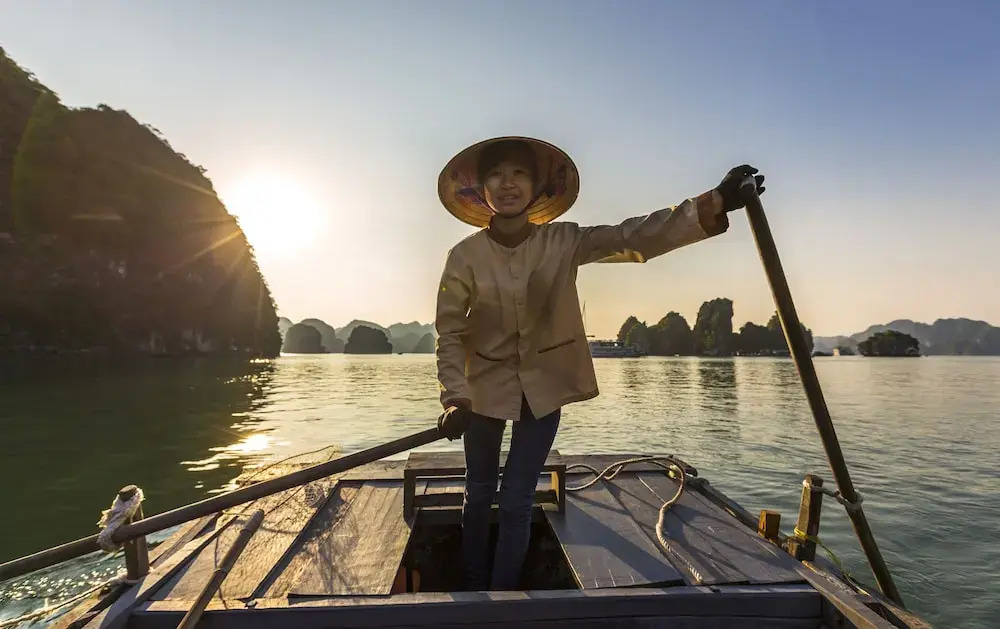 Heritage Line Ginger Cruise - Halong Bay & Lan Ha Bay