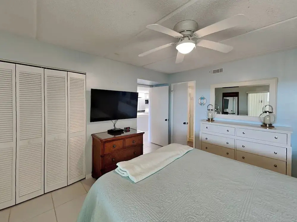 Windjammer 215