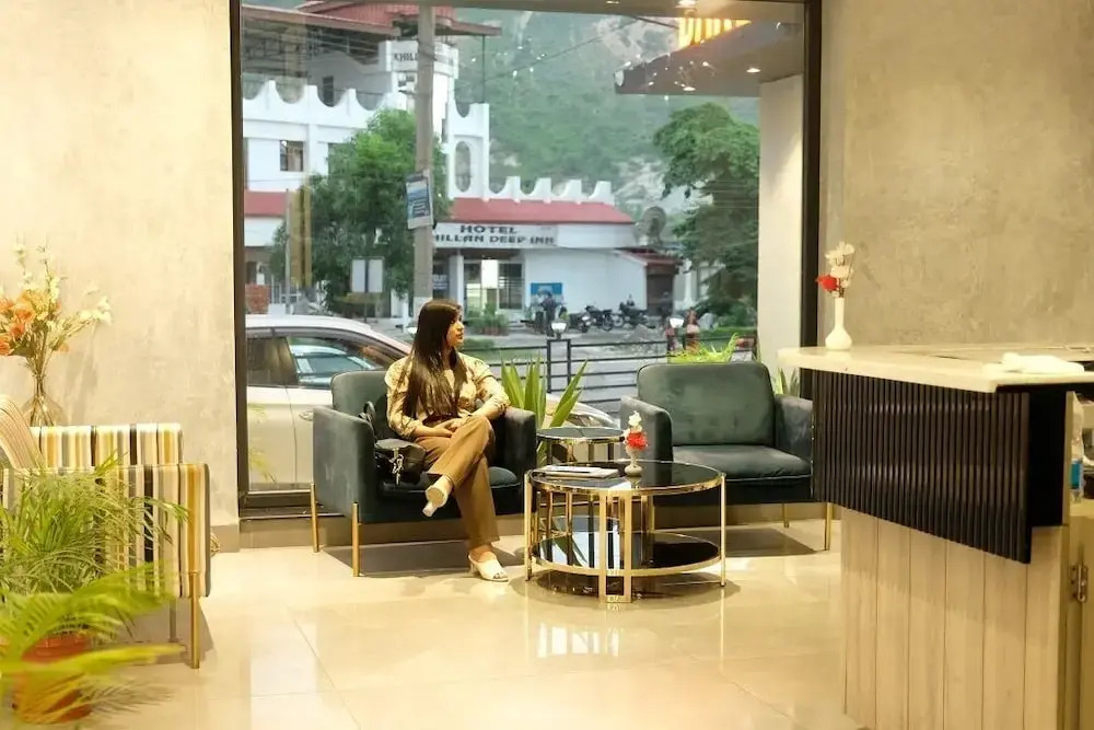 Black Mango Resort