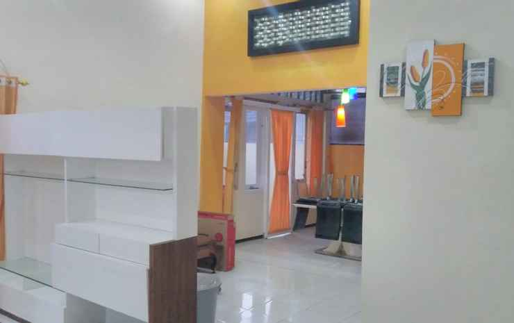 Alura Villa Batu