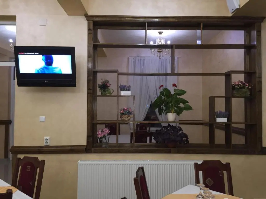 Hotel Adial