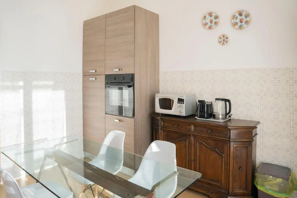 093 - Casa Panorama, Vista Mare e Vista Portofino, 500 metri centro di Chiavari, POSTO AUTO GRATIS INCLUSO