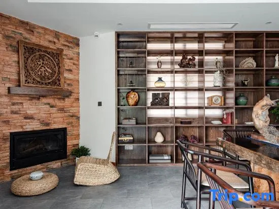 Banbajia Guesthouse Guyan Yishe