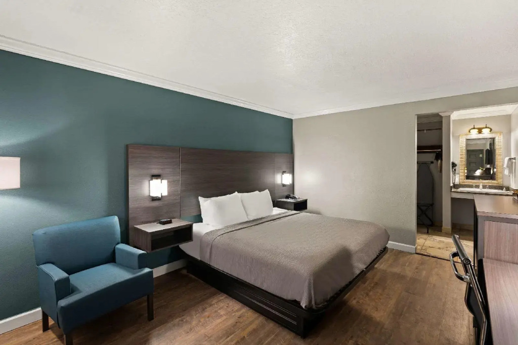 Quality Inn Ocean Springs - Biloxi East