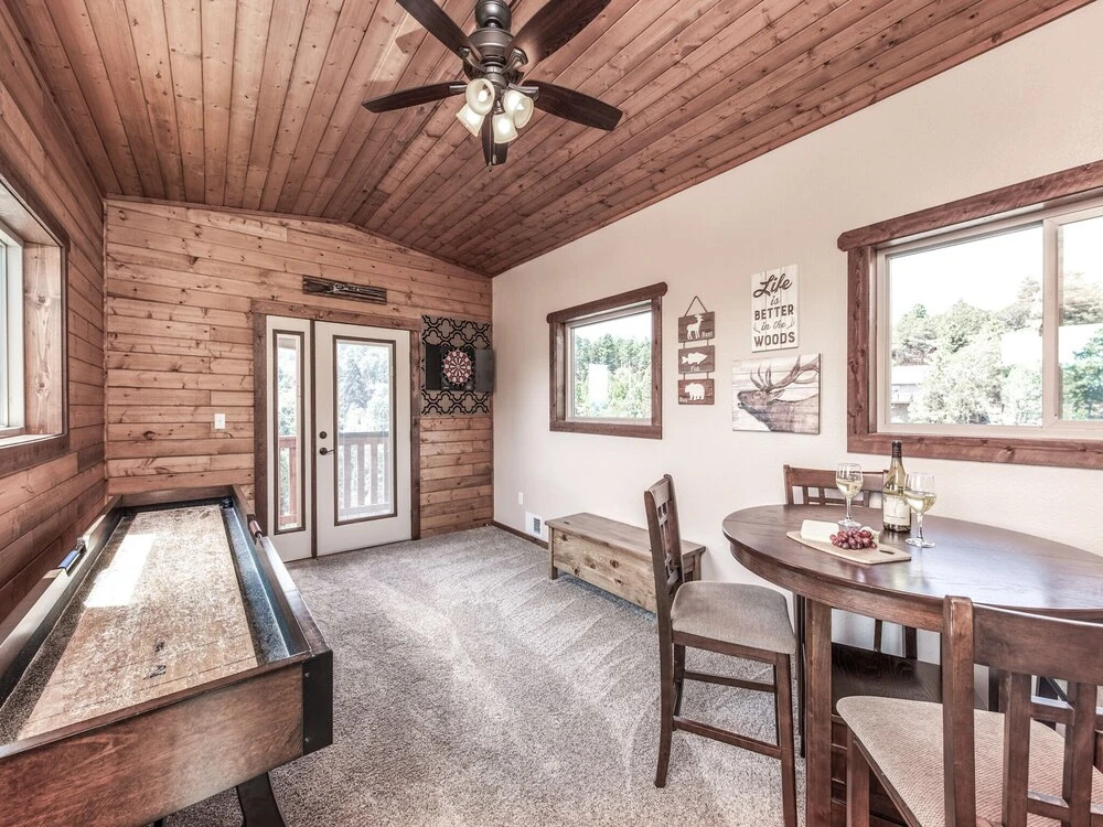 413crestviewmtncb - Crest View