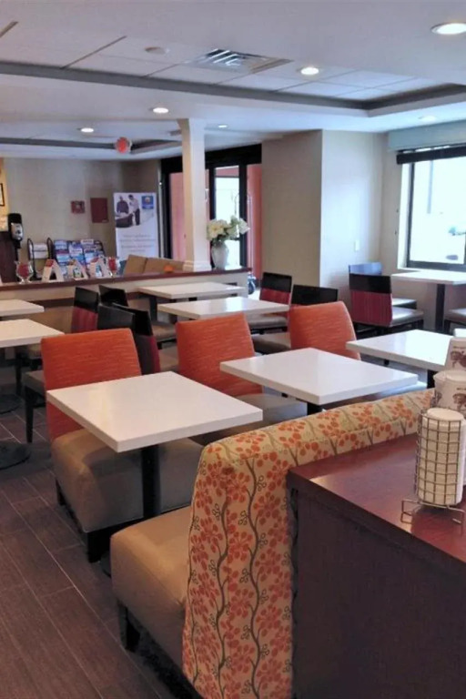 Comfort Inn & Suites Brattleboro I-91