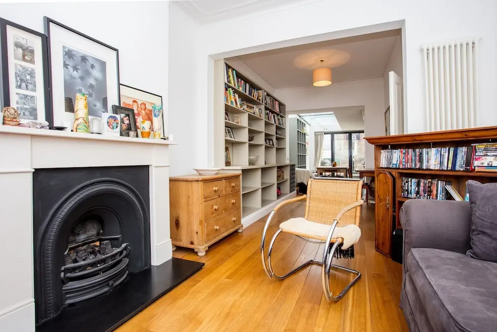 Wonderful 4 Bedroom Home In Kensal Rise